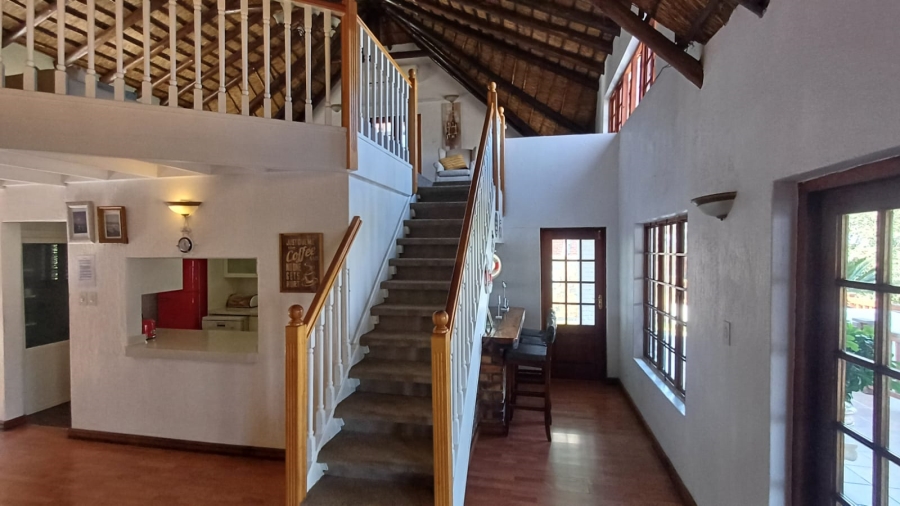 6 Bedroom Property for Sale in Kosmos North West